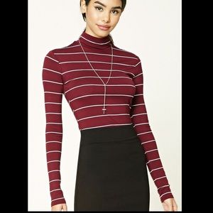 Turtle neck crop top Forever 21